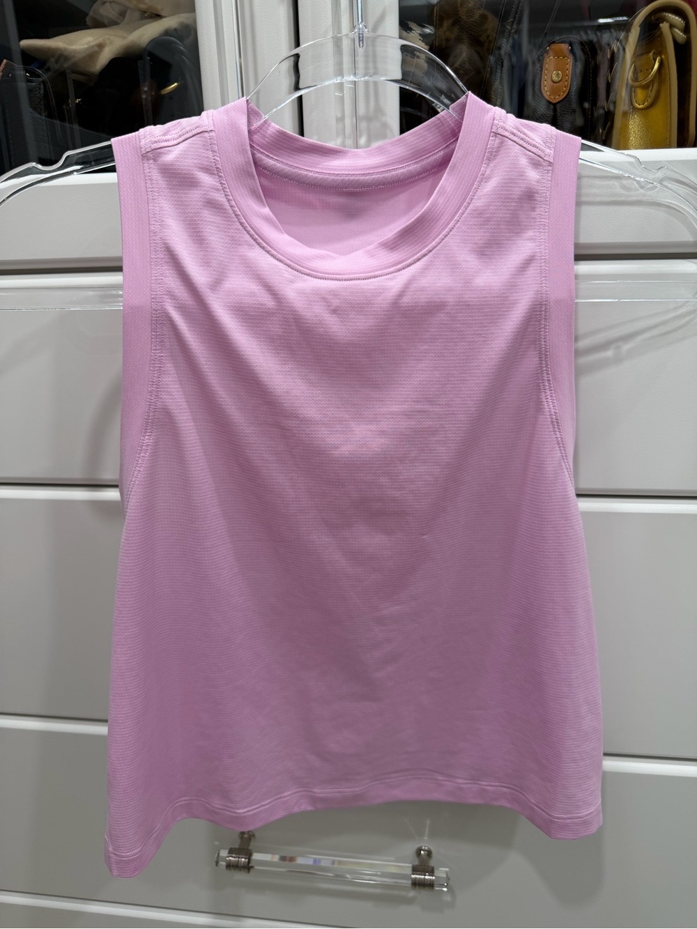 Women’s Sleeveless Crewneck Tank Top - Light Pink